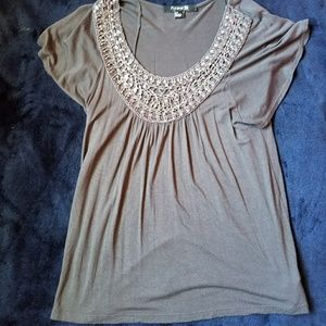 Flowy t-shirt